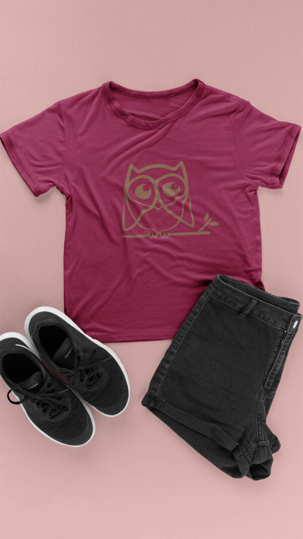 red shirt with brown owl art