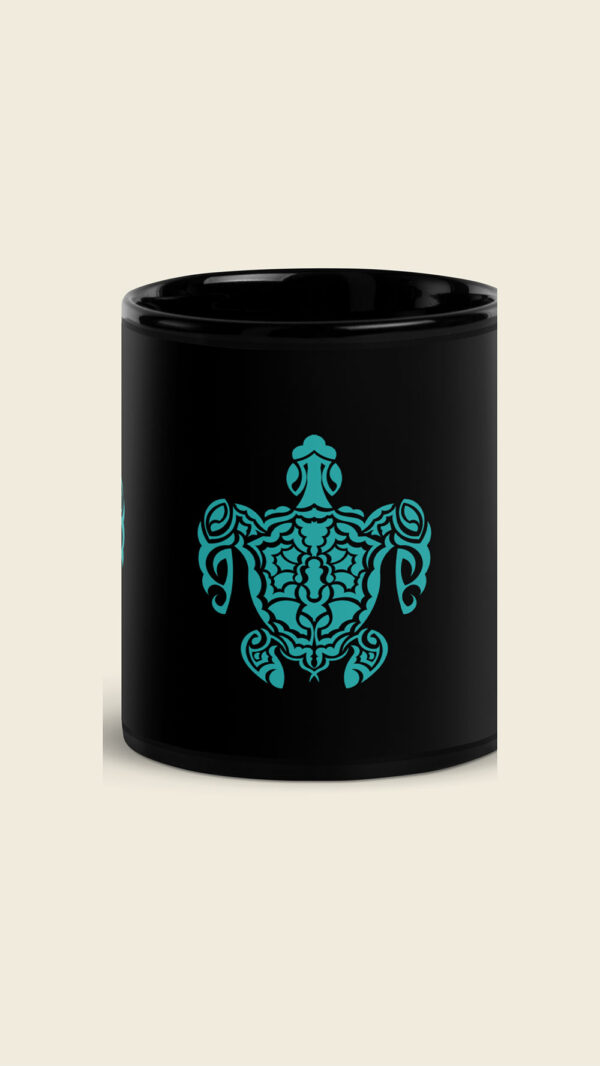 Turtle images on black mug